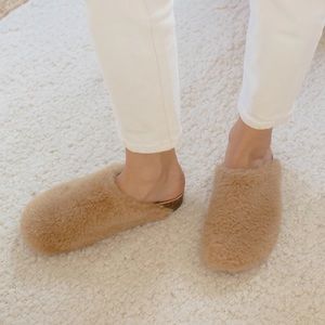 JENNI KAYNE SHEARLING MOC CLOG
